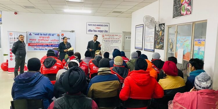 ਜ਼ਿਲ੍ਹਾ ਕਾਨੂੰਨੀ ਸੇਵਾਵਾਂ ਅਥਾਰਟੀ ਨੇ ਕਾਨੂੰਨੀ ਜਾਗਰੂਕਤਾ ਪ੍ਰੋਗਰਾਮ ਕਰਵਾਇਆ