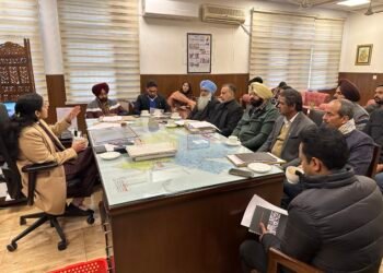 ਹਵਾ ਦੀ ਗੁਣਵੱਤਾ ਸੁਧਾਰਨ ਲਈ ‘ਗਰੀਨ ਲੰਗਜ਼’ ਵਜੋਂ ਸ਼ਹਿਰ ਦੇ ਤਿੰਨ ਫਲਾਈਓਵਰਾਂ ‘ਤੇ ਬਣਨਗੇ ਵਰਟੀਕਲ ਗਾਰਡਨਜ਼-ਸਾਕਸ਼ੀ ਸਾਹਨੀ