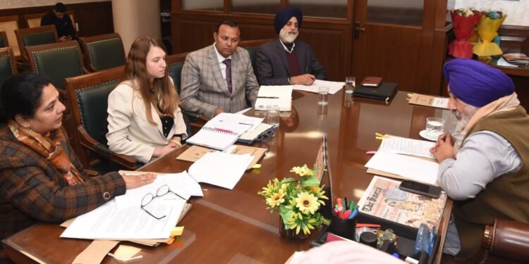 ਇਜ਼ਰਾਈਲ ਦੇ ਵਫ਼ਦ ਵੱਲੋਂ ਬਾਗ਼ਬਾਨੀ ਮੰਤਰੀ ਨਾਲ ਮੁਲਾਕਾਤ