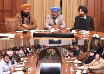 ਕੈਬਨਿਟ ਸਬ-ਕਮੇਟੀ ਵੱਲੋਂ ਟਰਾਂਸਪੋਰਟਰਾਂ ਨੂੰ ਭਰੋਸਾ; ‘ਹਿੱਟ ਐਂਡ ਰਨ’ ਕਾਨੂੰਨ ਸਬੰਧੀ ਚਿੰਤਾਵਾਂ ਤੋਂ ਕੇਂਦਰ ਨੂੰ ਜਾਣੂੰ ਕਰਵਾਏਗੀ ਸੂਬਾ ਸਰਕਾਰ