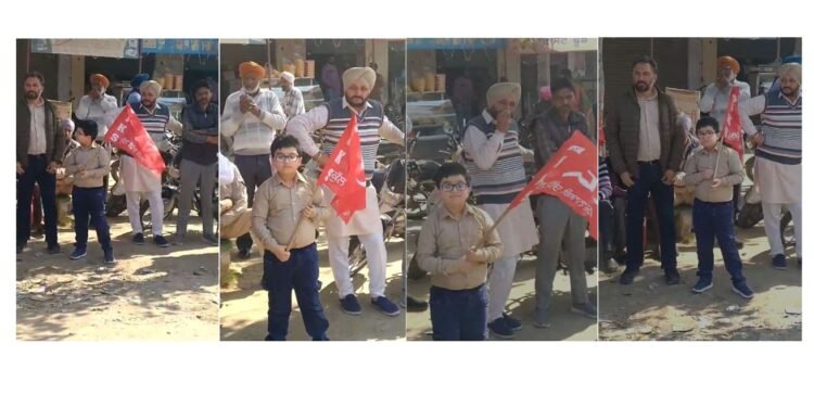 ਭਾਰਤ ਬੰਦ ਦੇ ਦੋਰਾਨ ਇੱਕ ਬੱਚਾ ਅਰਮਾਨ ਵੀਰ ਸਿੰਘ ਝੰਡਾ ਚੱੁਕੀ ਕਿਸਾਨਾਂ ਦੀ ਅਵਾਜ ਨੂੰ ਬੁਲੰਦ ਕਰਦਾ ਹੋਇਆ