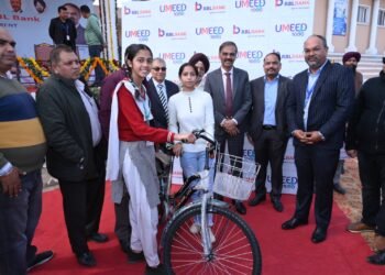 RBL ਬੈਂਕ ਨੇ ਪਟਿਆਲਾ ਵਿੱਚ ਗਰੀਬ ਲੜਕੀਆਂ ਨੂੰ ਸਾਈਕਲ ਅਤੇ ਸਕੂਲ-ਕਿੱਟਾਂ ਵੰਡੀਆਂ