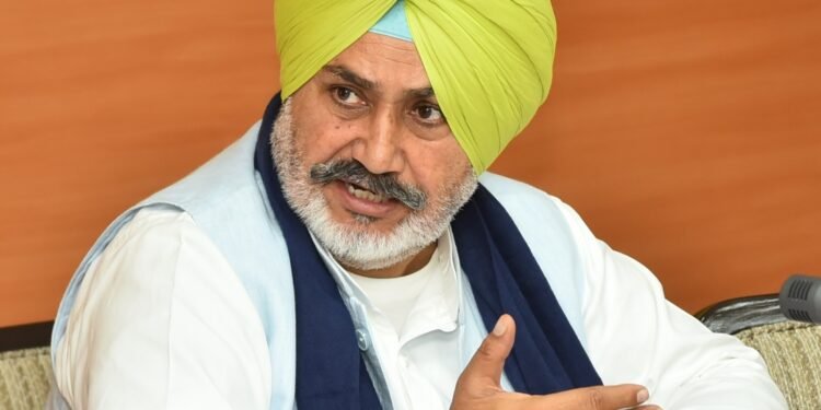 ਜਲ ਸਰੋਤ ਮੰਤਰੀ ਵੱਲੋਂ ਕਿਸਾਨਾਂ ਵਿਰੁੱਧ ਦਮਨਕਾਰੀ ਕਾਰਵਾਈਆਂ ਦੀ ਸਖ਼ਤ ਨਿਖੇਧੀ