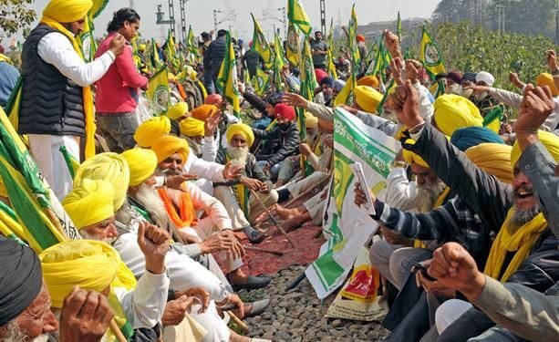 ਕਿਸਾਨ ਜਥੇਬੰਦੀਆਂ ਅਤੇ ਵਪਾਰੀਆਂ ਨੇ ਭਾਰਤ ਬੰਦ ਦੌਰਾਨ ਕਿਸਾਨਾਂ ਨੂੰ ਕੰਮ ਤੋਂ ਦੂਰ ਰਹਿਣ ਦੀ ਅਪੀਲ ਕੀਤੀ ਹੈ
