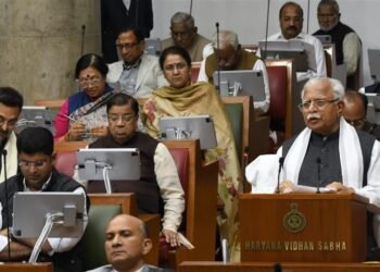 ਹਰਿਆਣਾ ਦੇ ਮੁੱਖ ਮੰਤਰੀ ਖੱਟਰ ਨੇ ਕਿਸਾਨਾਂ ਵੱਲੋਂ ਲਏ ਕਰਜ਼ੇ ‘ਤੇ ਵਿਆਜ ਅਤੇ ਜੁਰਮਾਨੇ ਮੁਆਫ਼ ਕਰਨ ਲਈ 1.89 ਲੱਖ ਕਰੋੜ ਰੁਪਏ ਦਾ ਰਾਜ ਬਜਟ ਰੱਖਿਆ ਹੈ।