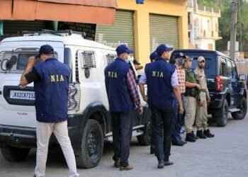 ਅੱਤਵਾਦੀਆਂ ਅਤੇ ਗੈਂਗਸਟਰਾਂ ਦੇ ਗਠਜੋੜ ਨੂੰ ਐਨਆਈਏ ਦੁਆਰਾ ਨਿਸ਼ਾਨਾ ਬਣਾਇਆ ਜਾ ਰਿਹਾ ਹੈ ਕਿਉਂਕਿ ਉਹ 30 ਥਾਵਾਂ ‘ਤੇ ਛਾਪੇਮਾਰੀ ਕਰਦੇ ਹਨ।