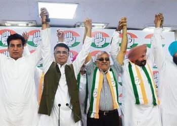 (ਆਪ) ਦੇ ਸੰਸਦ ਮੈਂਬਰ ਡਾ: ਧਰਮਵੀਰ ਗਾਂਧੀ ਨੇ ਭਾਰਤੀ ਰਾਸ਼ਟਰੀ ਕਾਂਗਰਸ ਵਿੱਚ ਸ਼ਾਮਲ ਹੋਣ ਦਾ ਫੈਸਲਾ ਕੀਤਾ ਹੈ।