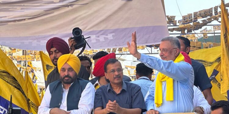 ਅਰਵਿੰਦ ਕੇਜਰੀਵਾਲ ਤੇ ਭਗਵੰਤ ਮਾਨ ਨੇ ਪਟਿਆਲਾ ਵਿਖੇ ਡਾ ਬਲਬੀਰ ਸਿੰਘ ਲਈ ਕੀਤਾ ਚੋਣ ਪ੍ਰਚਾਰ