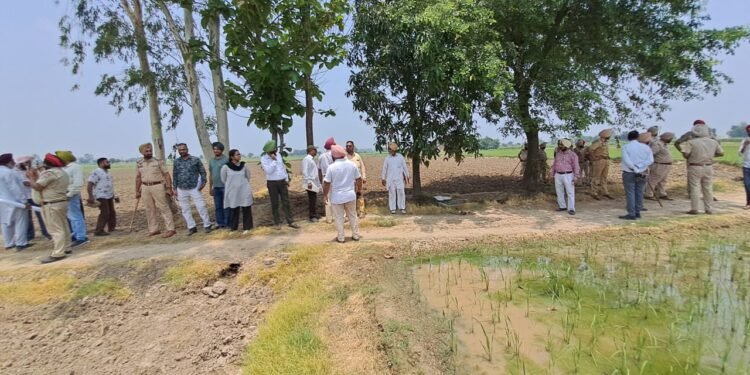 ਪੰਚਾਇਤ ਵਿਭਾਗ ਨੇ ਪਿੰਡ ਤਰੈਂ ਦੀ 5 ਏਕੜ 2 ਕਨਾਲ 11 ਮਰਲੇ  ਸ਼ਾਮਲਾਤ ਜਮੀਨ ਤੋਂ ਛੁਡਵਾਇਆ ਨਾਜਾਇਜ਼ ਕਬਜਾ