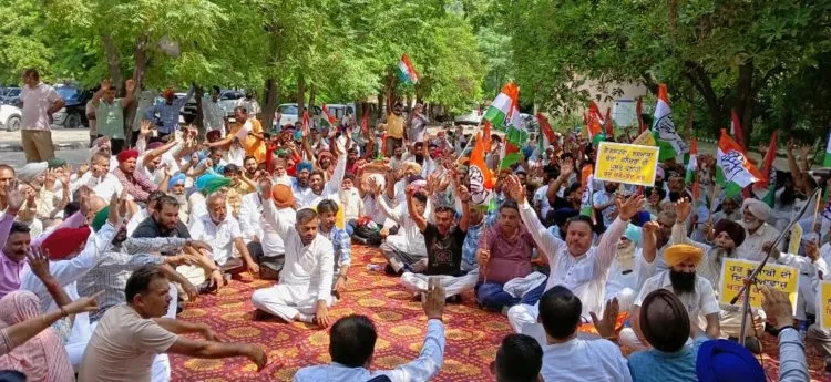 ਕਾਂਗਰਸ ਵੱਲੋਂ ਸੂਬਾ ਸਰਕਾਰ ਖ਼ਿਲਾਫ਼ ਰੋਸ ਪ੍ਰਦਰਸ਼ਨ