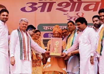 ਯੋਗੀ ਨਸ਼ਾ ਤਸਕਰਾਂ ਨੂੰ ਸਮਾਜ ਦਾ ਅਸਲੀ ਖਲਨਾਇਕ ਕਹਿੰਦੇ ਹਨ