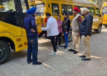 ਵਿਦਿਆਰਥੀਆਂ ਦੀ ਸਕੂਲਾਂ ‘ਚ ਸੁਰੱਖਿਅਤ ਆਵਾਜਾਈ ਯਕੀਨੀ ਬਣਾਈ ਜਾਵੇ-ਡਿਪਟੀ ਕਮਿਸ਼ਨਰ