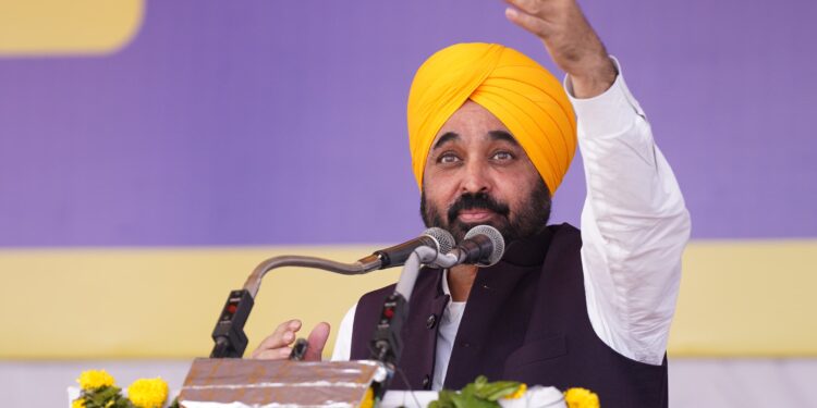 ਮੁੱਖ ਮੰਤਰੀ ਦੀ ਨਵੇਂ ਚੁਣੇ ਪੰਚਾਂ ਨੂੰ ਅਪੀਲ; ਆਪਣੇ ਪਿੰਡਾਂ ਨੂੰ ‘ਆਧੁਨਿਕ ਵਿਕਾਸ ਧੁਰੇ’ ਵਿੱਚ ਤਬਦੀਲ ਕਰੋ