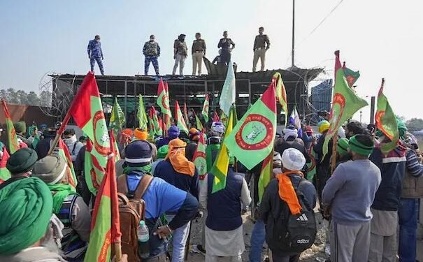 ਕਿਸਾਨਾਂ ਦਾ ਅੱਜ ਫਿਰ ਦਿੱਲੀ ਮਾਰਚ, ਸ਼ੰਭੂ ਬਾਰਡਰ ਤੋਂ 101 ਕਿਸਾਨਾਂ ਦਾ ‘ਜਥਾ’ ਵਧੇਗਾ, ਅੰਬਾਲਾ ਦੇ 12 ਪਿੰਡਾਂ ਵਿੱਚ ਮੋਬਾਈਲ ਇੰਟਰਨੈਟ ਬੰਦ