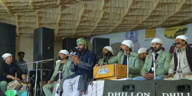 ਪ੍ਰਸਿੱਧ ਅਦਾਕਾਰ ਤੇ ਲੋਕ ਗਾਇਕ ਰਣਜੀਤ ਬਾਵਾ ਦੀ ਪੇਸ਼ਕਾਰੀ ਮੌਕੇ 21 ਫਰਵਰੀ ਨੂੰ ਬਾਅਦ ਦੁਪਹਿਰ 3 ਵਜੇ ਤੋਂ ਟਿਕਟ 100 ਰੁਪਏ ਦੀ ਹੋਵੇਗੀ