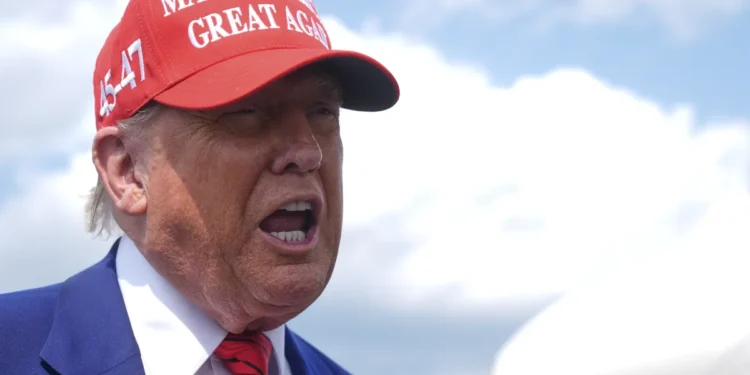 ਟਰੰਪ ਨੇ ਭਾਰਤ-ਪਾਕਿਸਤਾਨ ਜੰਗਬੰਦੀ ਦੀ ਸਥਿਤੀ ਬਾਰੇ ਆਪਣੀ ਆਲੋਚਨਾ ਫਿਰ ਤੋਂ ਸ਼ੁਰੂ ਕੀਤੀ।