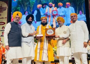 ਸਰਬ ਧਰਮ ਸੰਮੇਲਨ ‘ਚ ਡੀ.ਐਸ.ਜੀ.ਐਮ.ਸੀ. ਵੱਲੋਂ ਗੁਰੂ ਤੇਗ ਬਹਾਦਰ ਸਾਹਿਬ ਜੀ ਦੀ ਬੇਮਿਸਾਲ ਸ਼ਹਾਦਤ ਨੂੰ ਯਾਦ ਕੀਤਾ ਗਿਆ